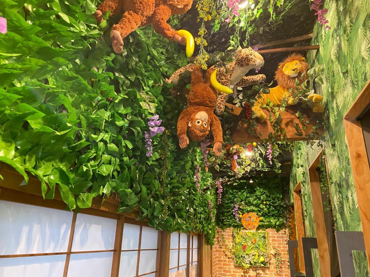 Hotel Jungle Fun Fun Osaka Dış mekan fotoğraf